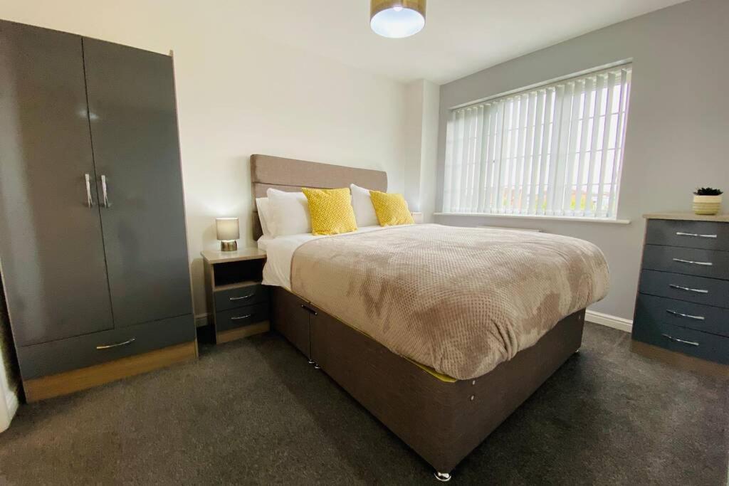 Fishermans House By Greenstay: Spacious 4-bed Contractor & Family Retreat Grimsby