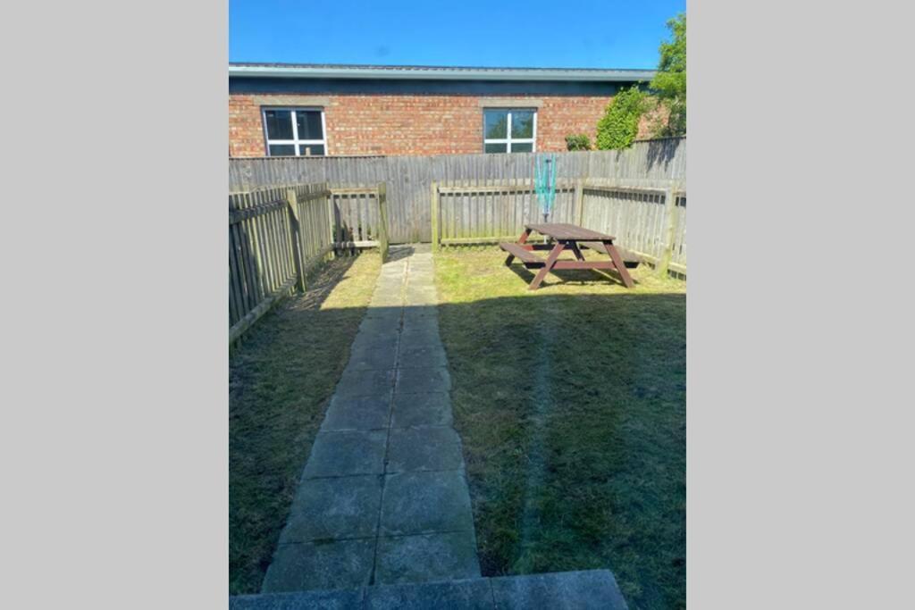 Fishermans House By Greenstay: Spacious 4-bed Contractor & Family Retreat *